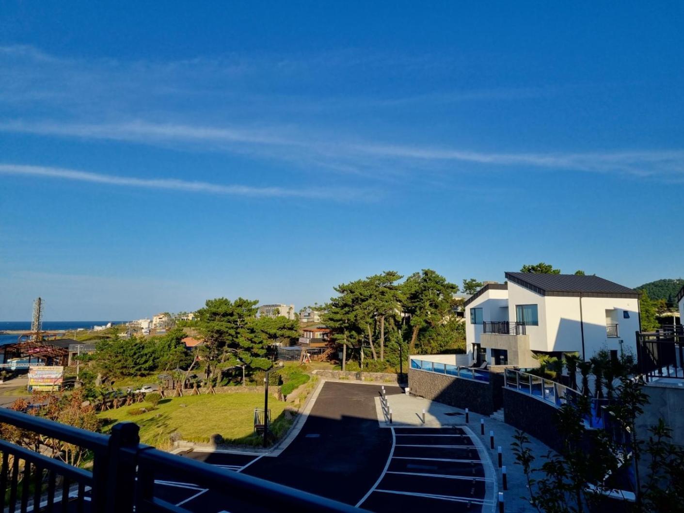 Ddosi Aewol Pool Villa Jeju Buitenkant foto