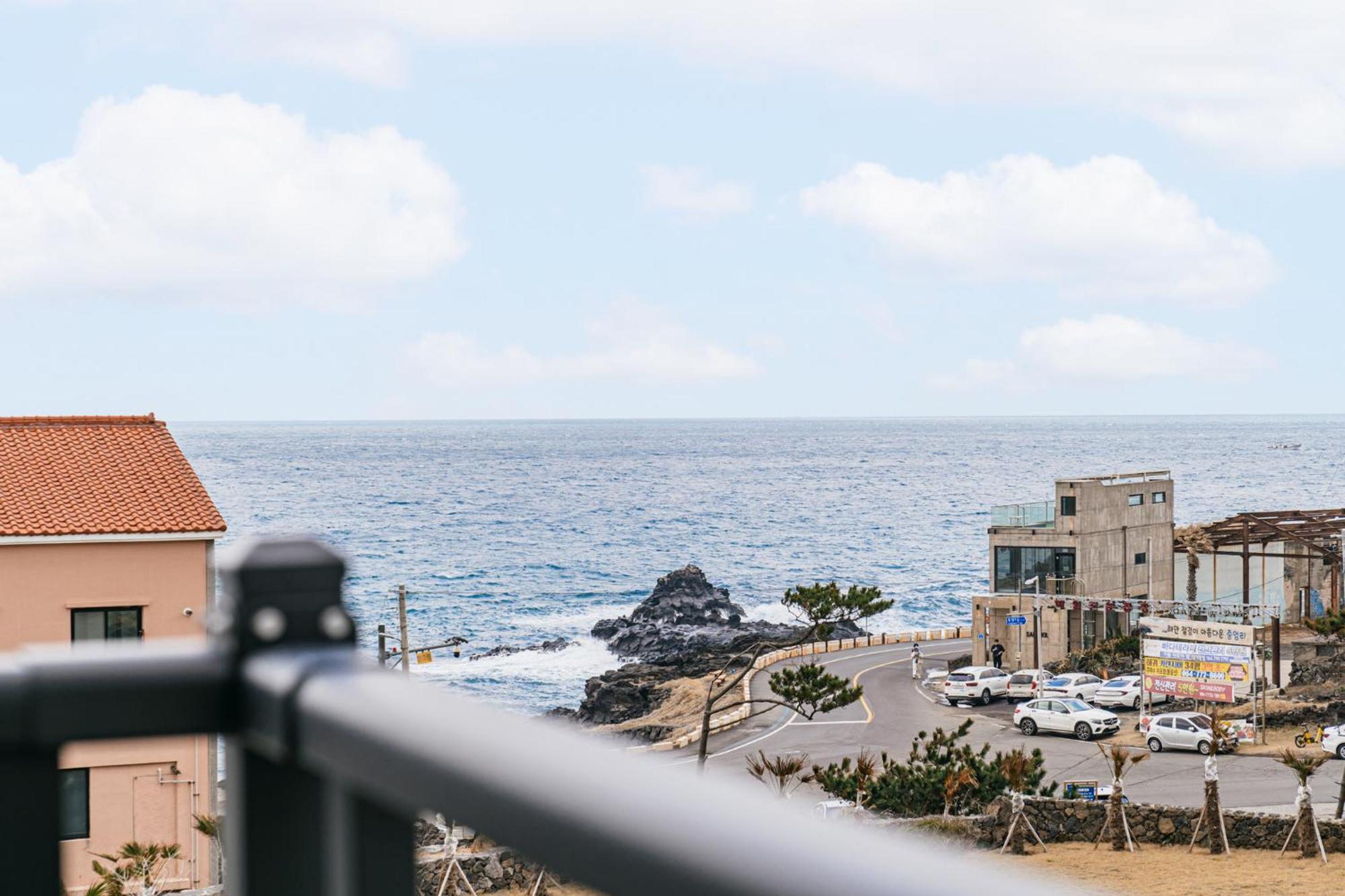 Ddosi Aewol Pool Villa Jeju Buitenkant foto