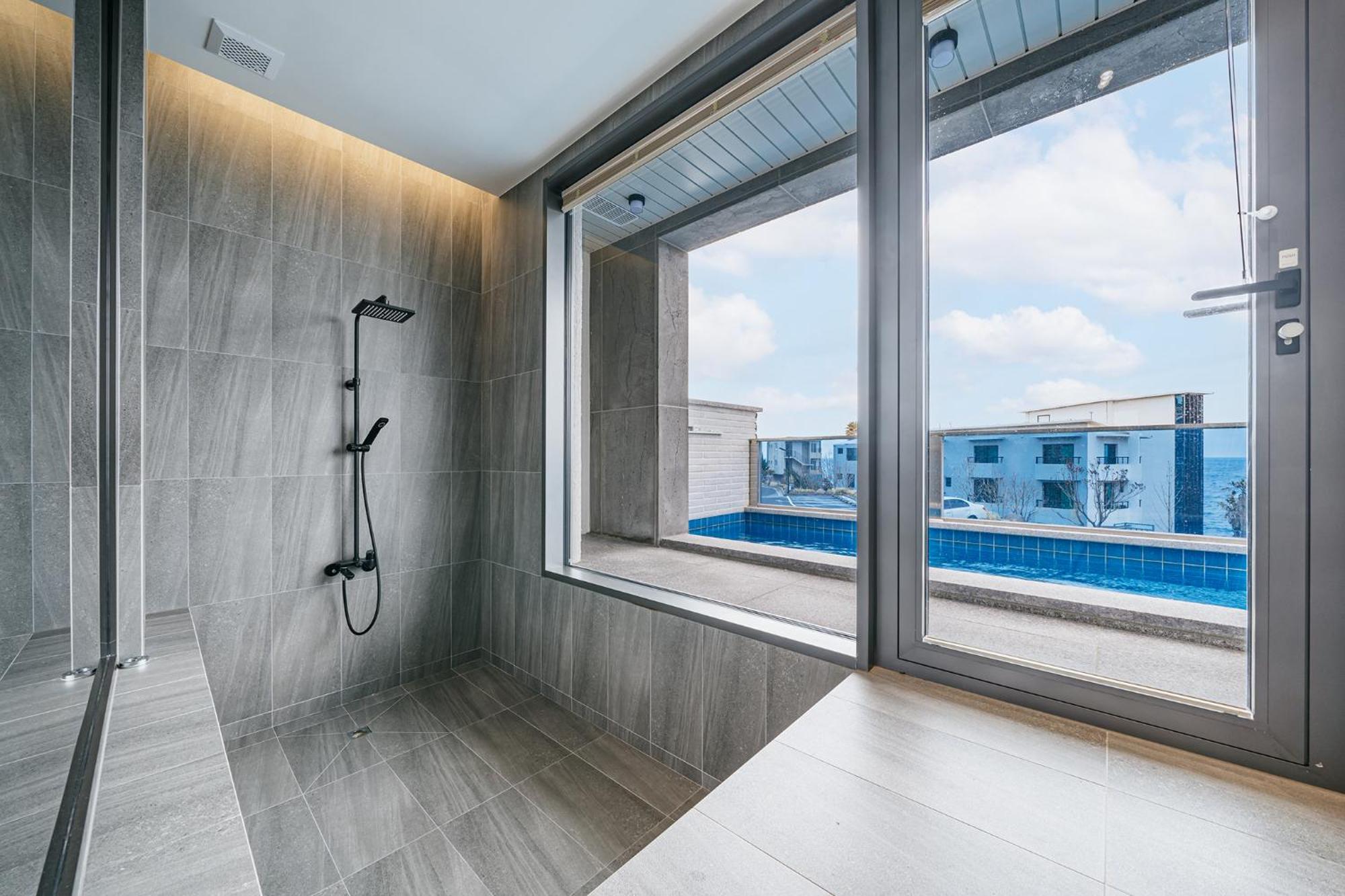 Ddosi Aewol Pool Villa Jeju Buitenkant foto